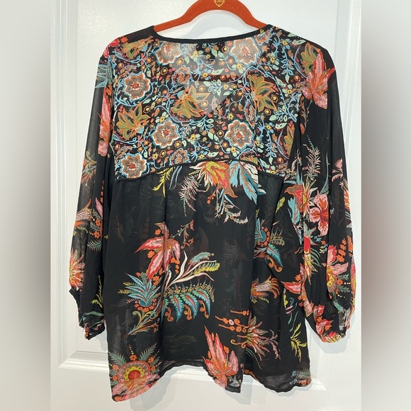 NEW I Jeans By Buffalo Floral Print Sheer Flowy Ballon 3/4” Sleeve Top. Size L - Picture 3 of 4